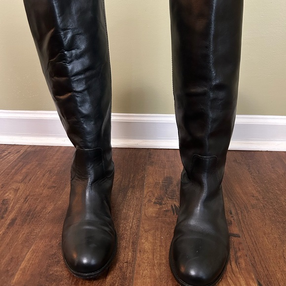 Women's Frye Melissa Button 2 Knee High Leather Boot - Picture 3 of 15